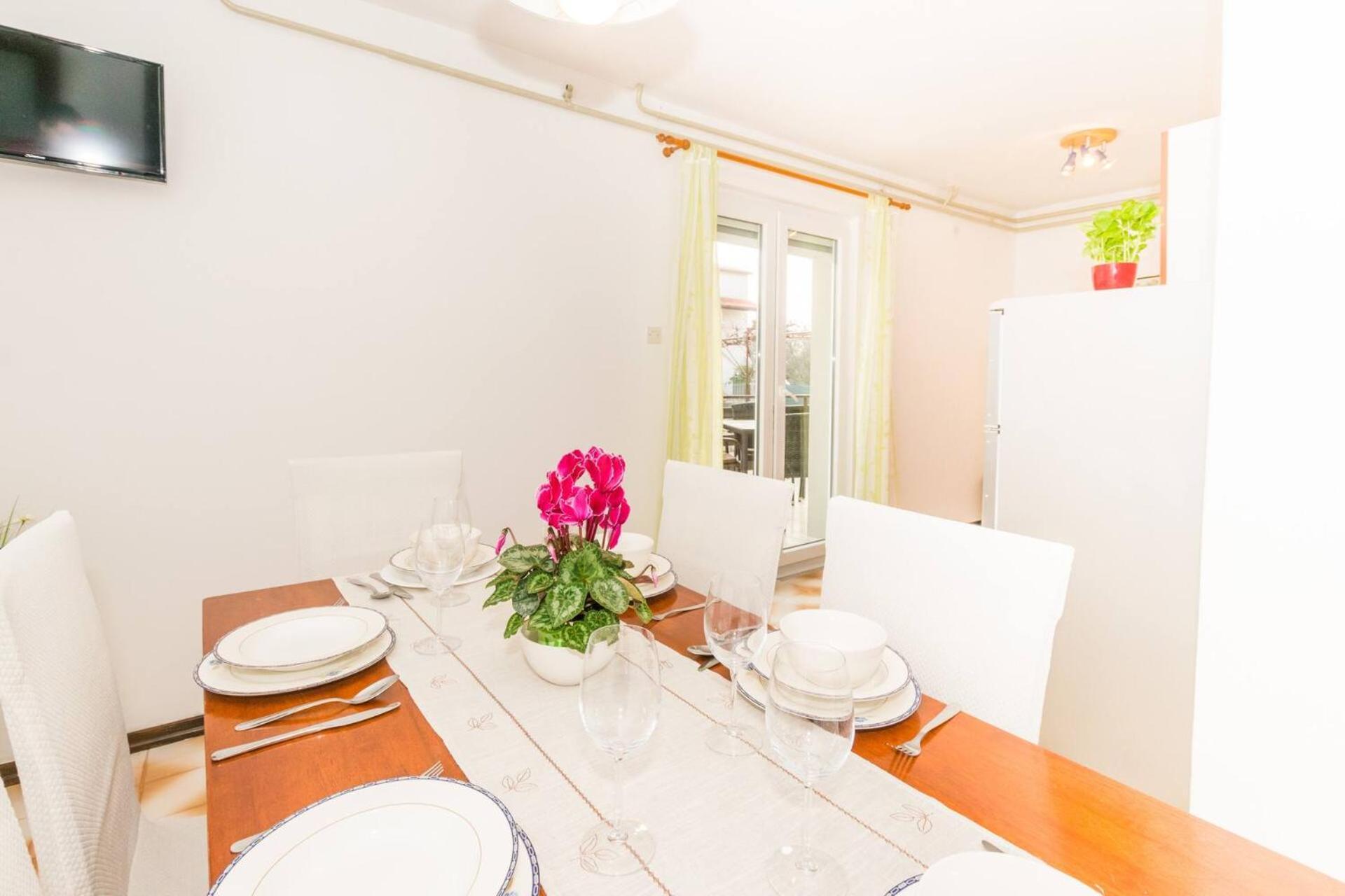 Family House With 2 Apartments - Irma Medulin Exterior foto